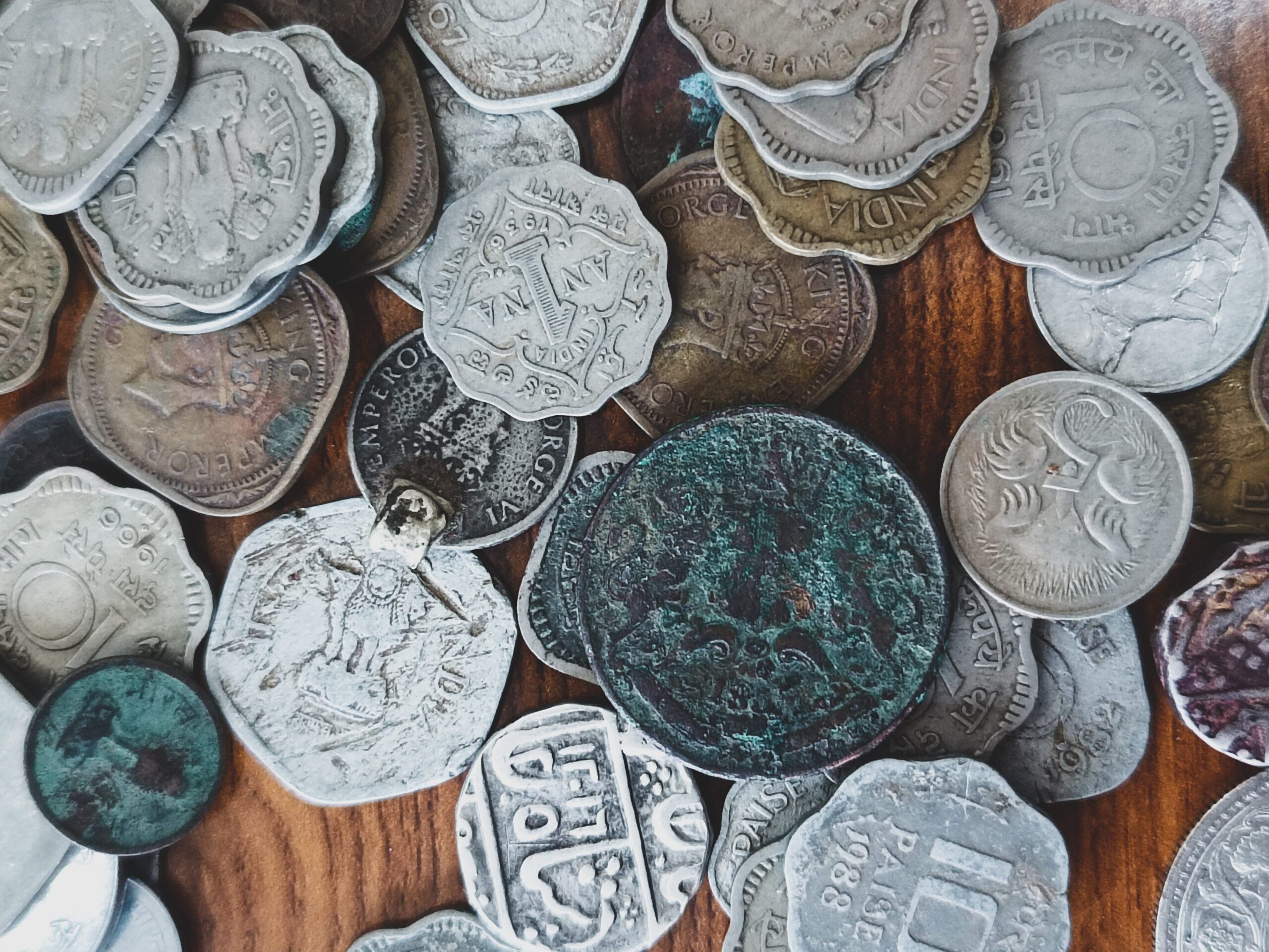 Descobrindo Tesouros em Moedas: Um Guia para Ganhar Dinheiro com a Coleção e Venda de Moedas Antigas